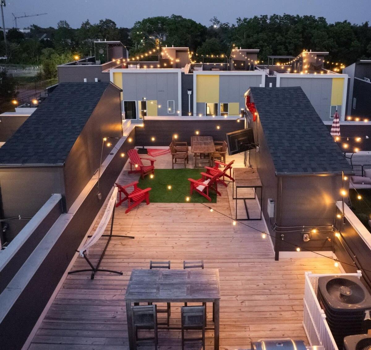 Carrie Underwood'S East Side Rooftop Game Room Нэшвилл Экстерьер фото
